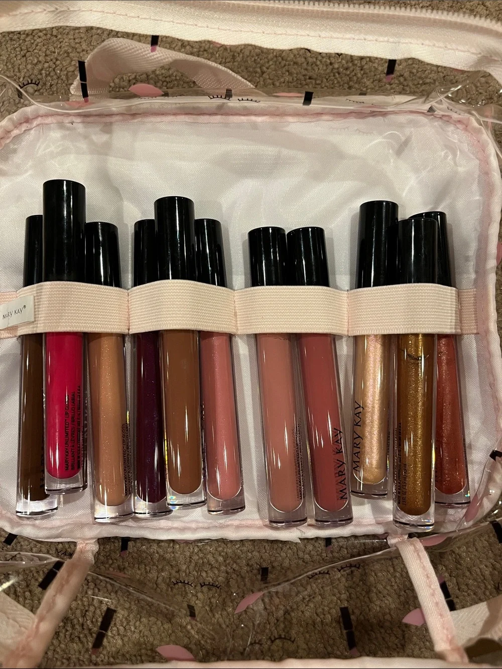 Mary Kay Ultimate Lip Gloss Set - with special edition Travel cosmetics bag